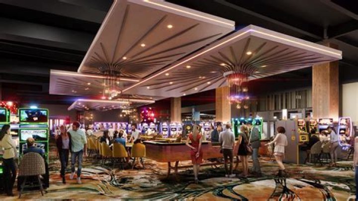 Do casinos take a percentage of your winnings?
