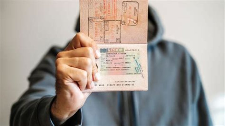 How long do you have to be married to get spousal support in New York?