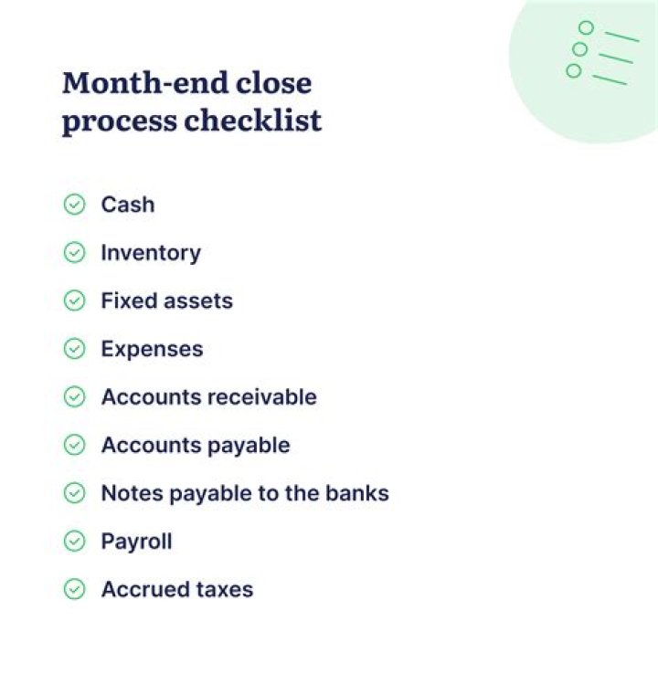 What is the closing month of the accounting year for an estate?